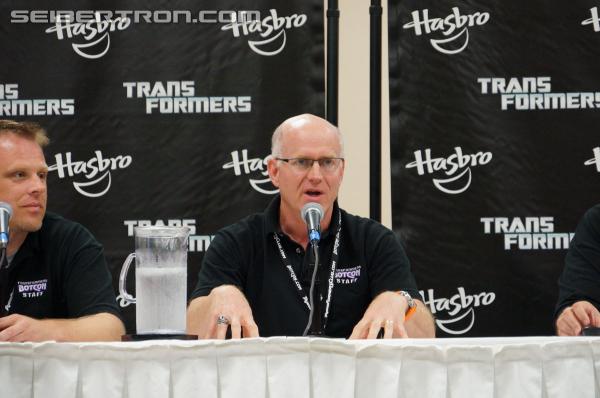 BotCon 2013: Panels: Hasbro, Club and Rescue Bots - Transformers Event: DSC07079