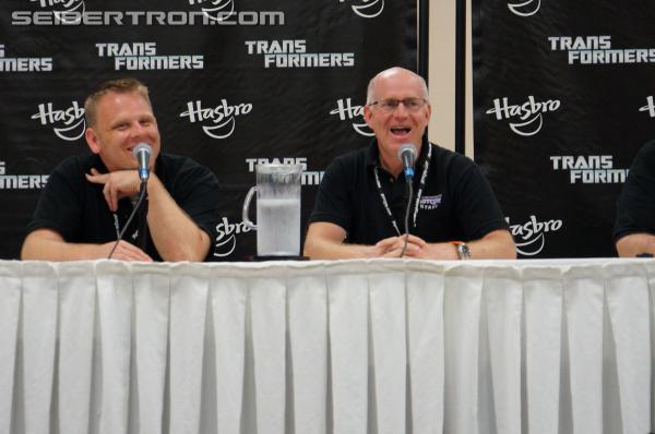BotCon 2013: Panels: Hasbro, Club and Rescue Bots - Transformers Event: DSC07094