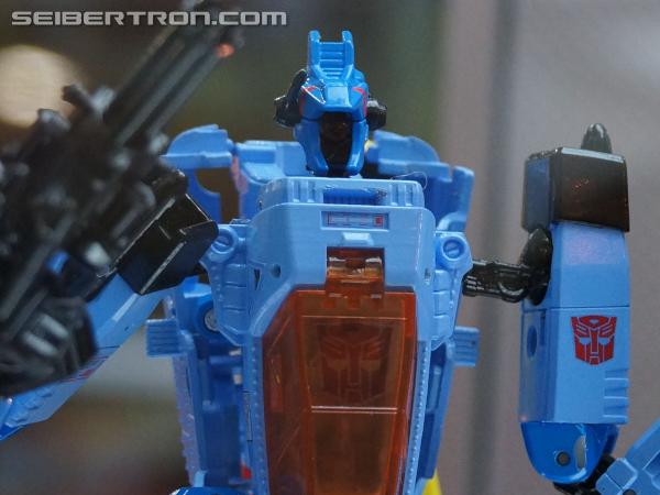 SDCC 2013: Hasbro Display: Transformers Generations (Preview Night) - Transformers Event: DSC02781b