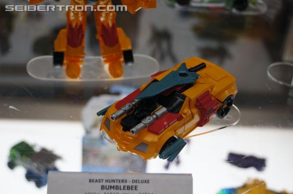 SDCC 2013: Hasbro Display: Transformers Prime Beast Hunters - Transformers Event: DSC02810
