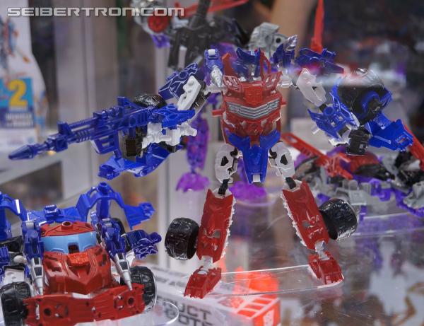 SDCC 2013: Hasbro Display: Transformers Construct-Bots - Transformers Event: DSC02874a