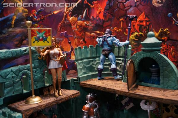 SDCC 2013: Mattel Display: Masters of the Universe Classics - Transformers Event: DSC04180