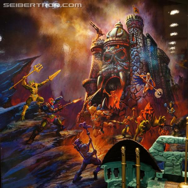SDCC 2013: Mattel Display: Masters of the Universe Classics - Transformers Event: DSC04209a