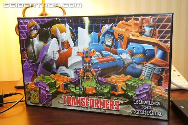 BotCon 2014: Box Set Exclusives Plus More!!! - Transformers Event: DSC05837