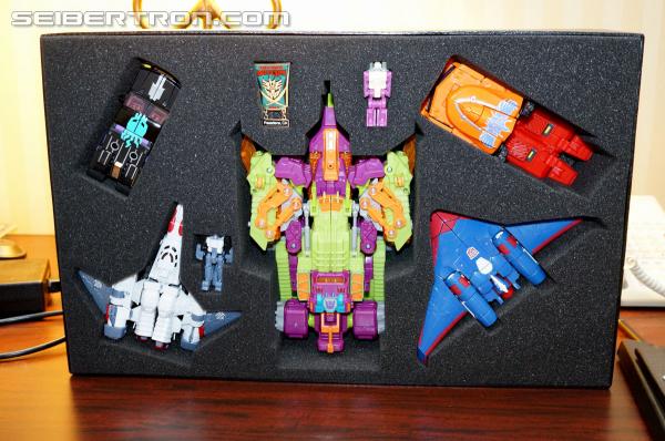 BotCon 2014: Box Set Exclusives Plus More!!! - Transformers Event: DSC05838