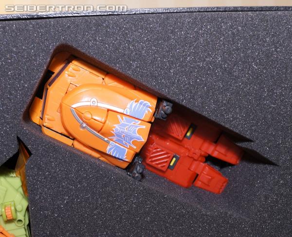BotCon 2014: Box Set Exclusives Plus More!!! - Transformers Event: DSC05844