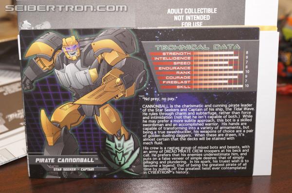 BotCon 2014: Box Set Exclusives Plus More!!! - Transformers Event: DSC05911