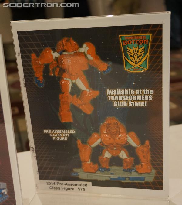 BotCon 2014: Club Store Gallery - Transformers Event: DSC06019