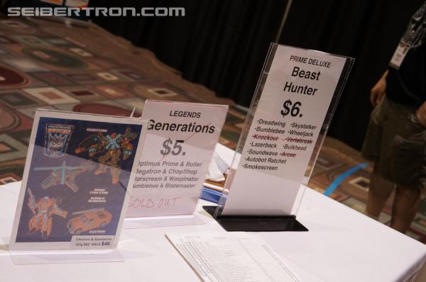 BotCon 2014: Club Store Gallery - Transformers Event: DSC06037