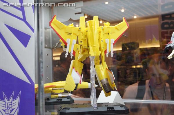 BotCon 2014: Hasbro Display: Transformers Masterpiece - Transformers Event: Hasbro Masterpiece 004