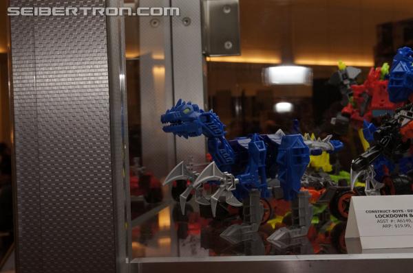 BotCon 2014: Hasbro Display: Construct-Bots and Stomp & Chomp Grimlock - Transformers Event: Construct Bots+more 022
