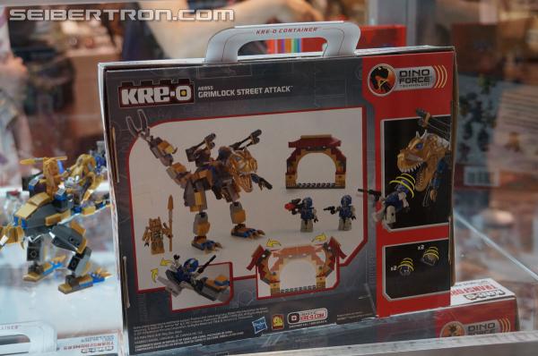 BotCon 2014: Hasbro Display: Kre-o Transformers - Transformers Event: Kre O Transformers 020