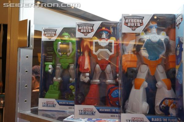BotCon 2014: Hasbro Display: Transformers Rescue Bots - Transformers Event: Rescue Bots 013