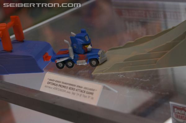 SDCC 2014: Angry Birds Transformers - Transformers Event: DSC02727