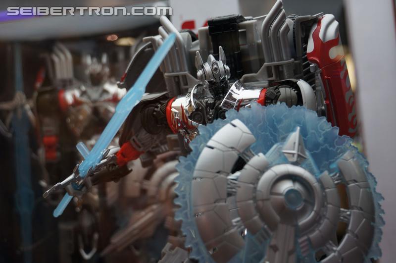 SDCC 2014: Age of Extinction Products - Transformers Event: DSC03520