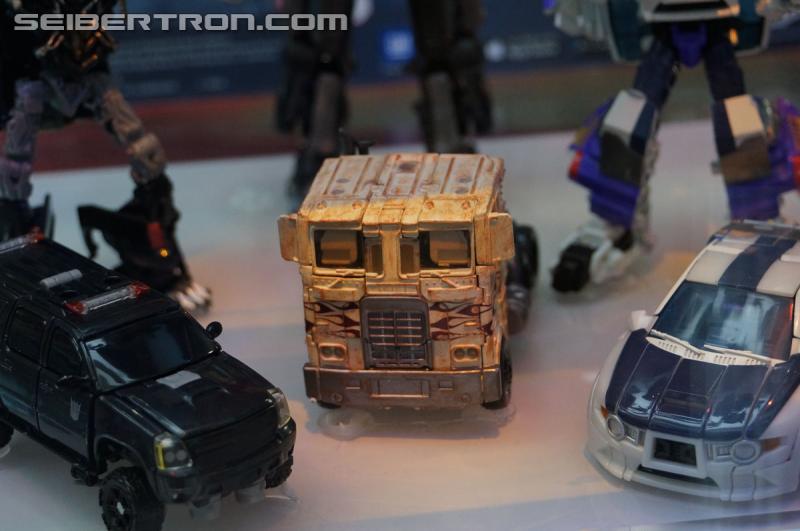 SDCC 2014: Age of Extinction Products - Transformers Event: DSC03535