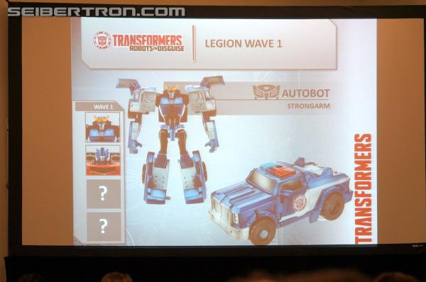 SDCC 2014: Hasbro SDCC 2014 Panel - Transformers Event: DSC03101