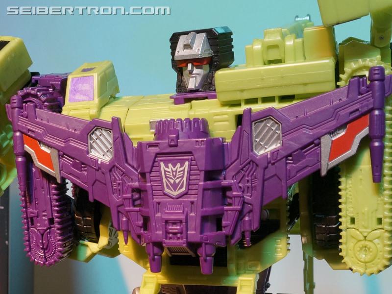 Toy Fair 2015: Combiner Wars Devastator - Transformers Event: Devastator 007
