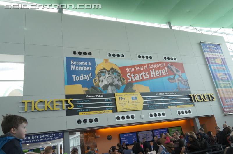 Transformers: Robots In Disguise Exhibit - Transformers Event: Transformers Exhibit 252