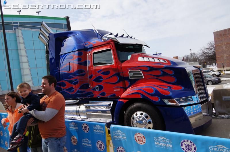 Transformers: Robots In Disguise Exhibit - Transformers Event: Transformers Exhibit 270