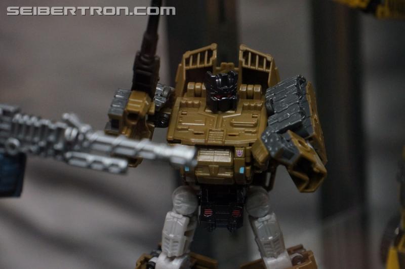 BotCon 2015: New Combiner Wars Products from Saturday Brand Panel - Transformers Event: DSC09497