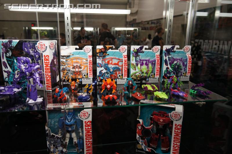 BotCon 2015: Transformers Robots In Disguise Product Display - Transformers Event: DSC09731