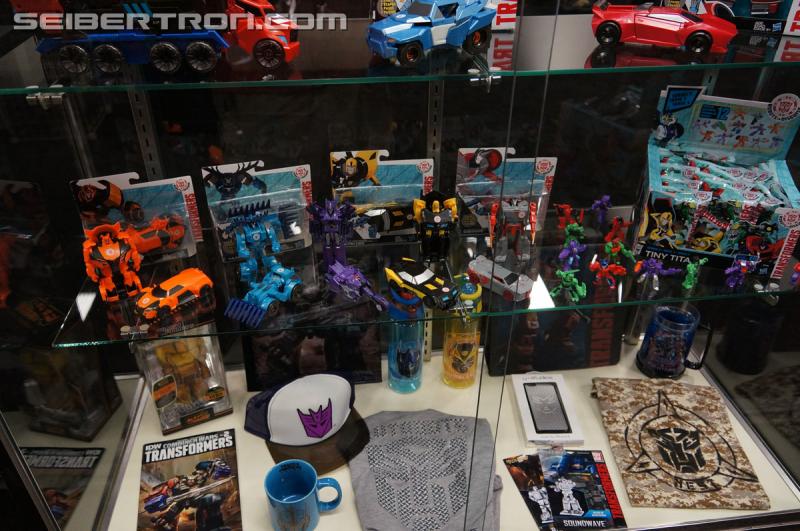 BotCon 2015: Transformers Robots In Disguise Product Display - Transformers Event: DSC09771