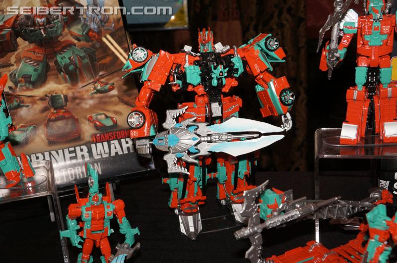 SDCC 2015: Hasbro Press Event: Combiner Wars Victorion - Transformers Event: DSC02989