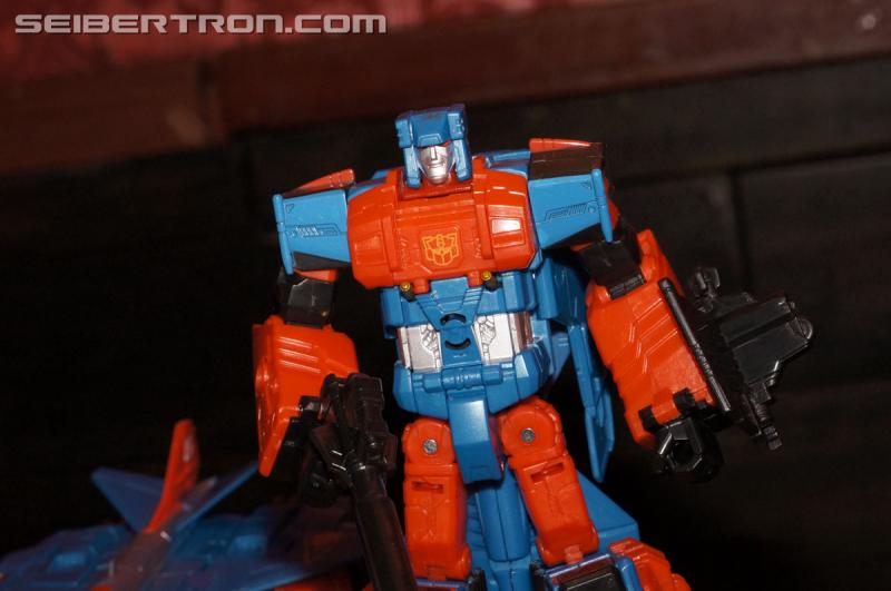 SDCC 2015: Hasbro Press Event: Combiner Wars G2 Superion - Transformers Event: DSC02938