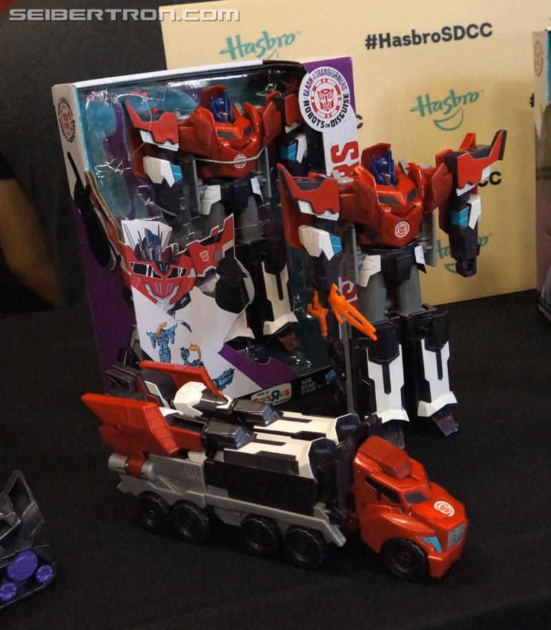 SDCC 2015: Hasbro Press Event: Transformers Robots In Disguise - Transformers Event: DSC03018a