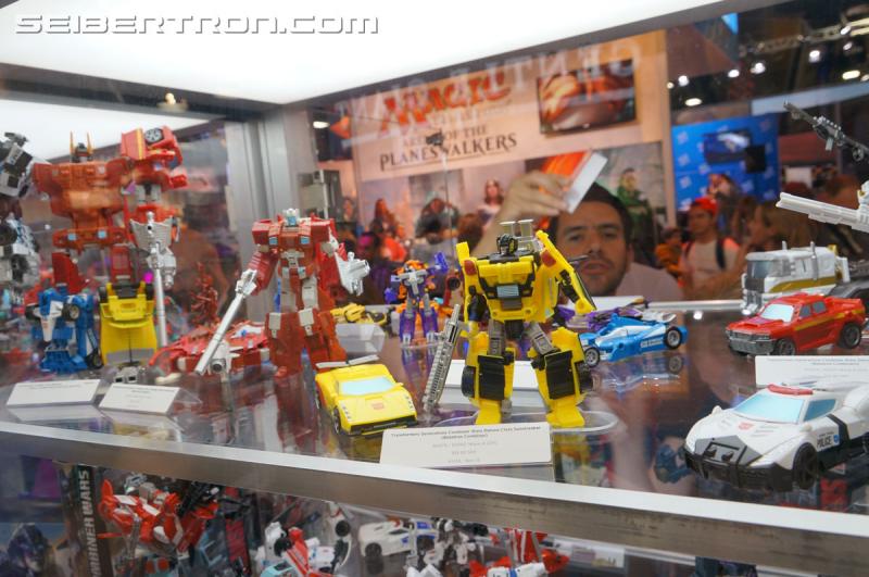 SDCC 2015: Hasbro Booth: Combiner Wars Scattershot and Betatron - Transformers Event: DSC03401