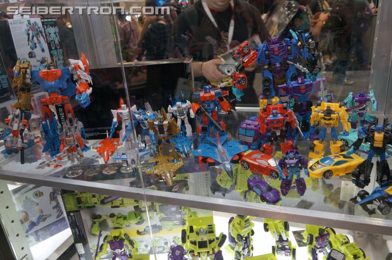 SDCC 2015: Hasbro Booth: Combiner Wars G2 Menasor and the Stunticons - Transformers Event: DSC03382