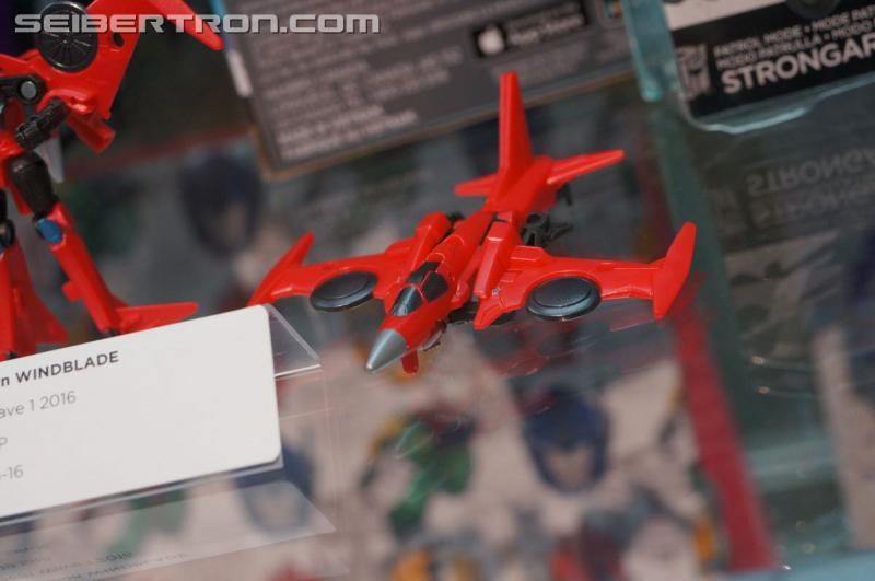 SDCC 2015: Hasbro Booth: Transformers Robots In Disguise - Transformers Event: DSC03462