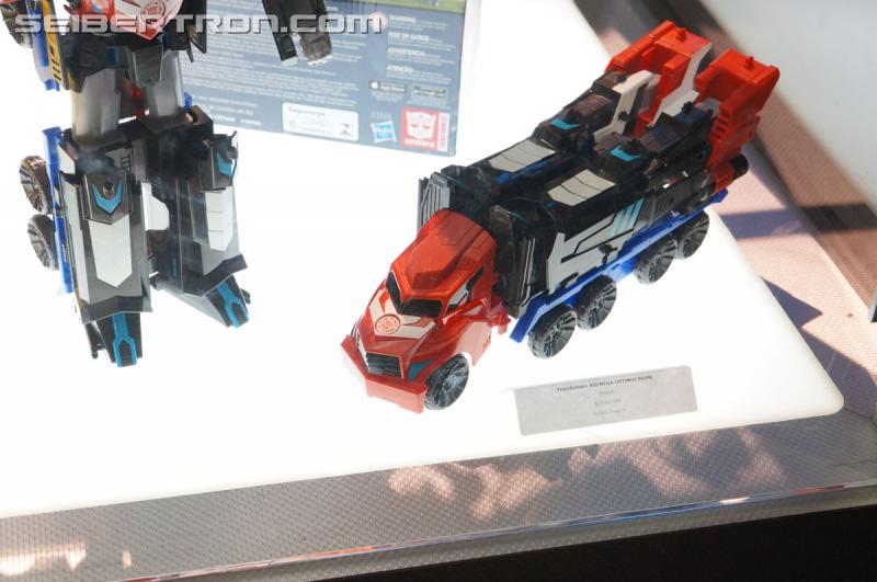SDCC 2015: Hasbro Booth: Transformers Robots In Disguise - Transformers Event: DSC03493