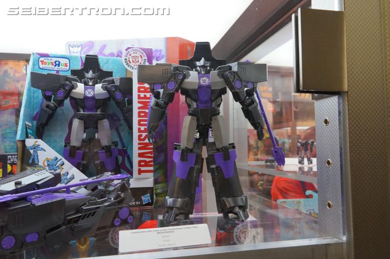SDCC 2015: Hasbro Booth: Transformers Robots In Disguise - Transformers Event: DSC03497