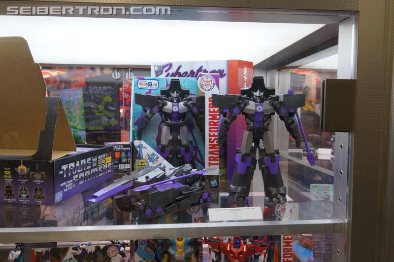SDCC 2015: Hasbro Booth: Transformers Robots In Disguise - Transformers Event: DSC03503