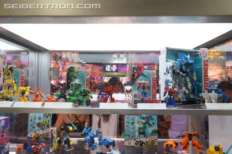 SDCC 2015: Hasbro Booth: Transformers Robots In Disguise - Transformers Event: DSC03541