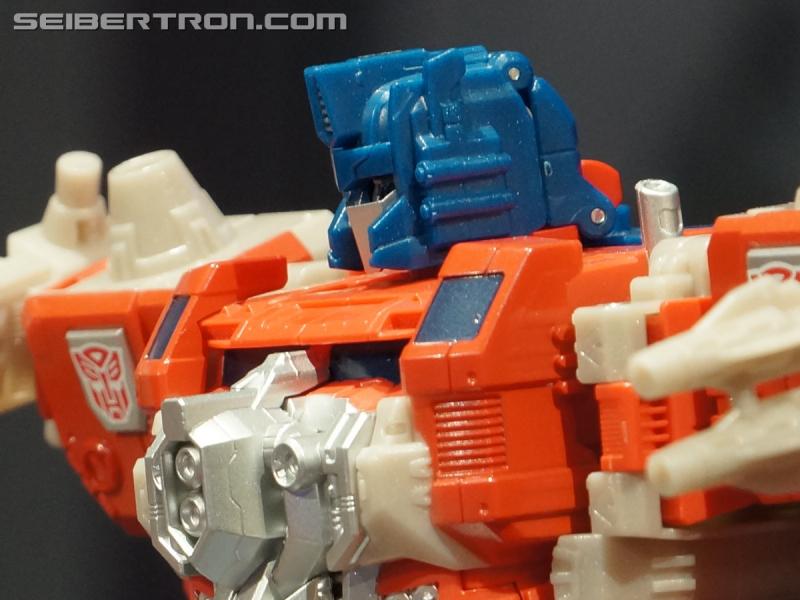 Toy Fair 2016: Titans Return - Transformers Event: Titans Return 030b