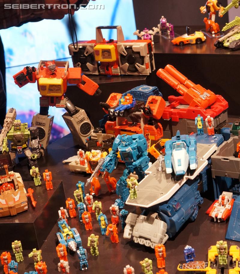 Toy Fair 2016: Titans Return - Transformers Event: Titans Return 034a