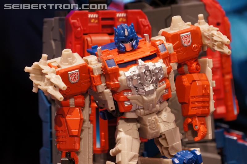 Toy Fair 2016: Titans Return - Transformers Event: Titans Return 057