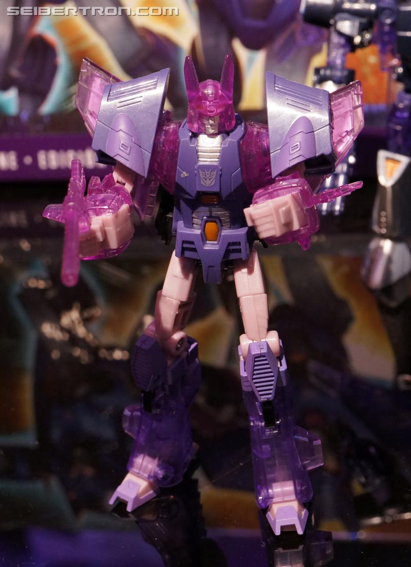 Toy Fair 2016: Titans Return - Transformers Event: Titans Return 074a