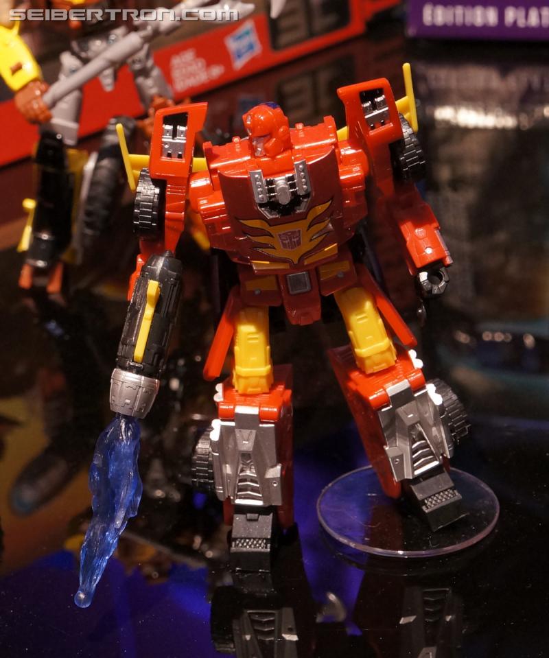 Toy Fair 2016: Titans Return - Transformers Event: Titans Return 084a