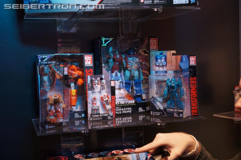 Toy Fair 2016: Titans Return - Transformers Event: Titans Return 097