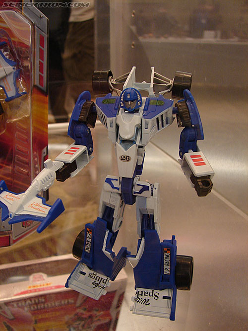 BotCon 2006: Hasbro's Toy Display Cases - Transformers Event: