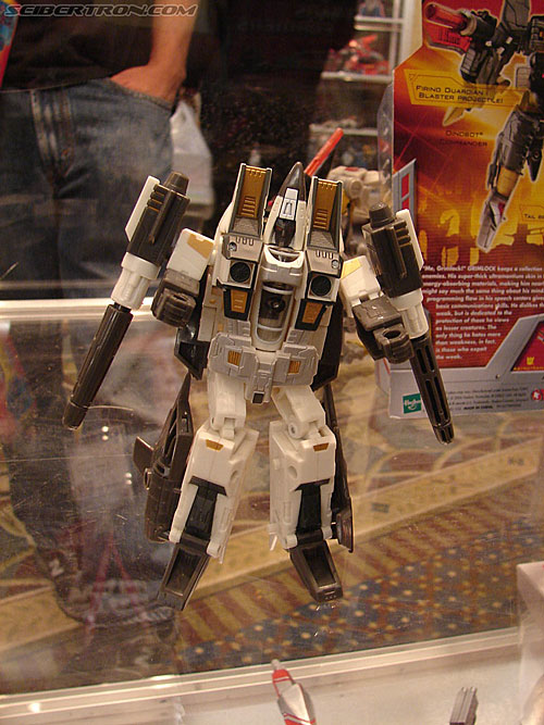 BotCon 2006: Hasbro's Toy Display Cases - Transformers Event: