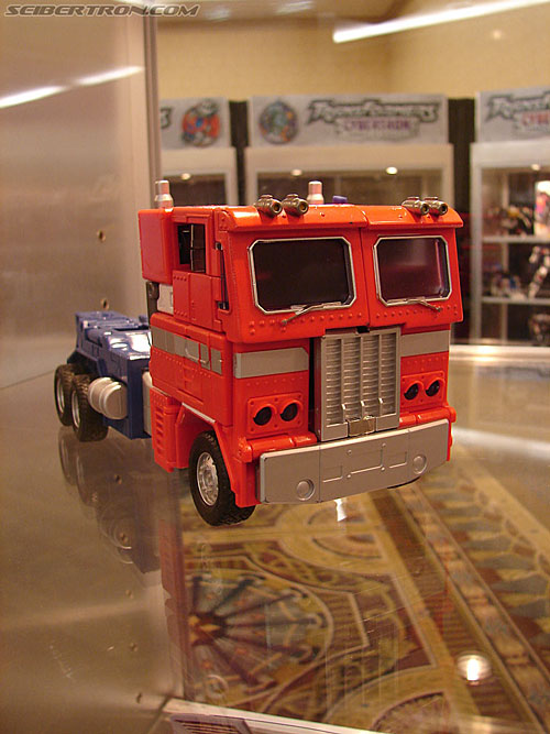 BotCon 2006: Hasbro's Toy Display Cases - Transformers Event: