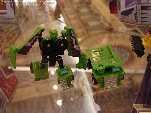 BotCon 2006: Hasbro's Toy Display Cases - Transformers Event: