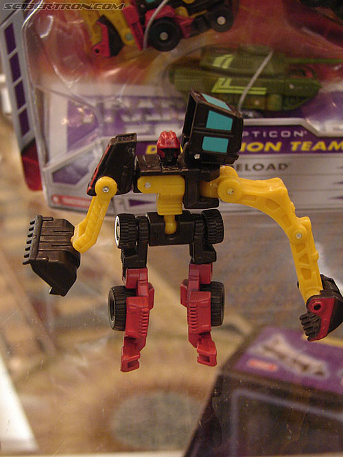 BotCon 2006: Hasbro's Toy Display Cases - Transformers Event: