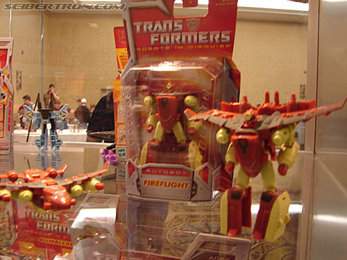 BotCon 2006: Hasbro's Toy Display Cases - Transformers Event: