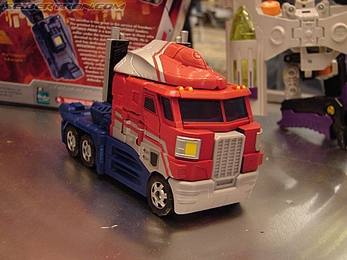 BotCon 2006: Hasbro's Toy Display Cases - Transformers Event: